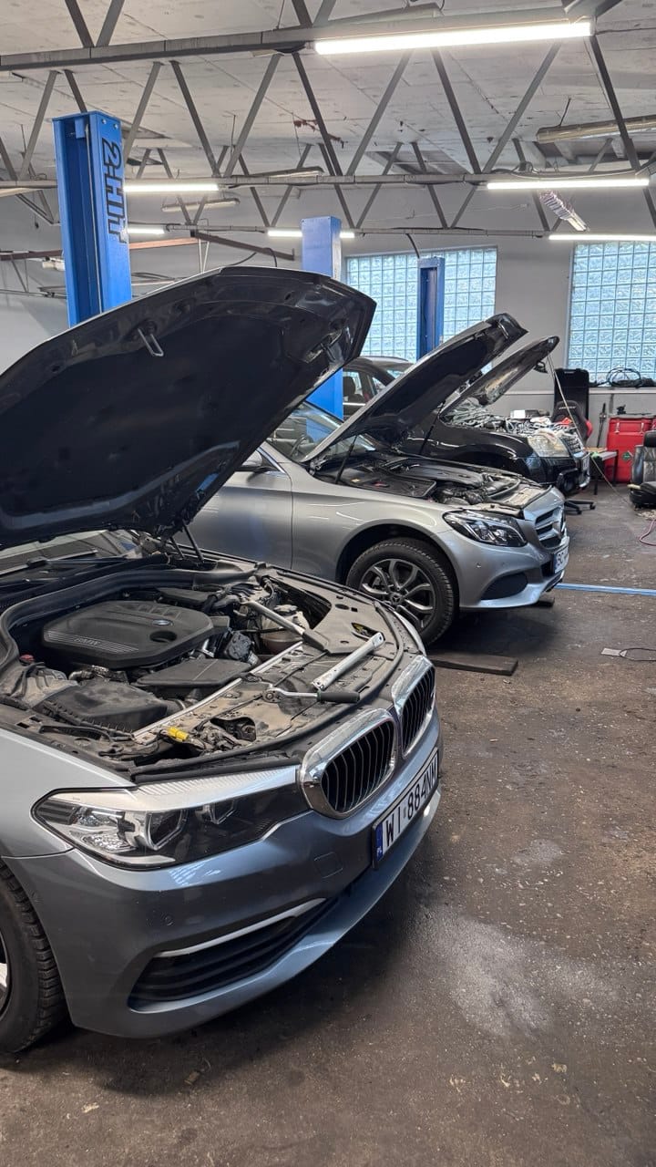 Wymiana oleju i filtrów w samochodach BMW i Mercedes-Benz