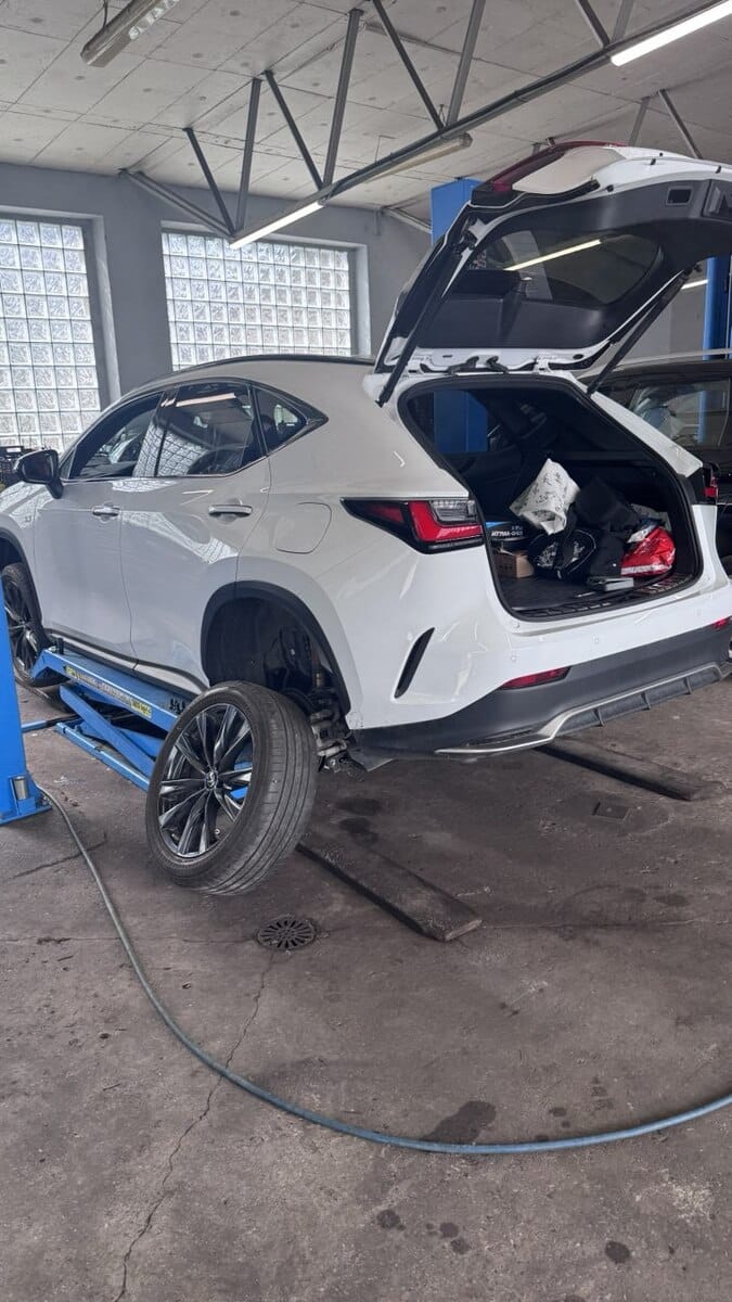 Serwis opon Lexus – wymiana i wyważanie kół